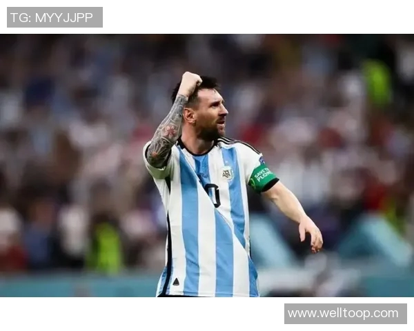 梅西社交媒体分享2026年世界杯用球宣传照引发热议