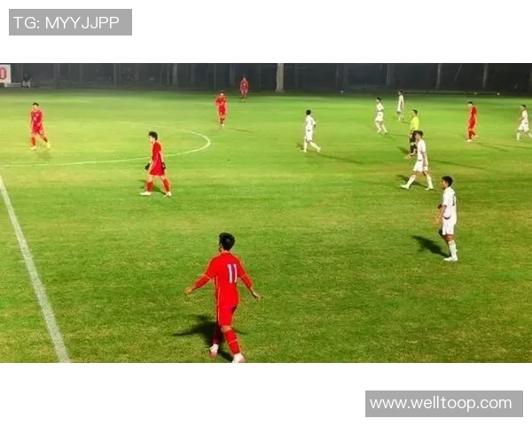 国足U16对朝鲜比赛中体能透支明显边路传球手短缺成制约因素 国足U16对朝鲜比赛中体能透支明显边路传球手短缺成制约因素