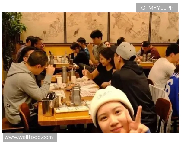 NBA球员为何夜宵成必需品揭秘运动员饮食与表现的关系分析