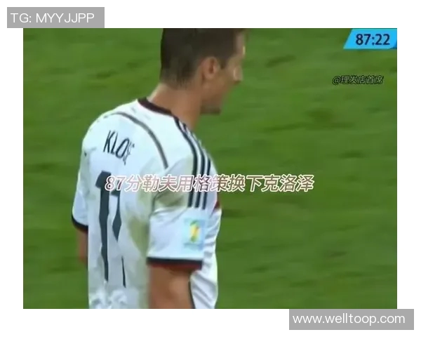 勒夫表示基米希若能胜任中场核心将被安排在右路位置