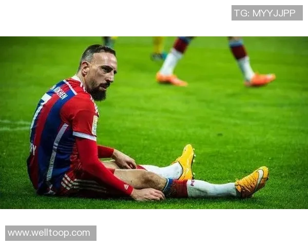 里贝里重返米兰训练基地与球迷互动官方社交媒体热情欢迎他回归 里贝里重返米兰训练基地与球迷互动官方社交媒体热情欢迎他回归