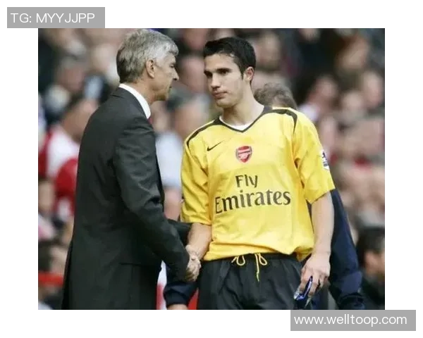 范佩西称赞弗格森管理艺术温格是其足球生涯的启蒙导师