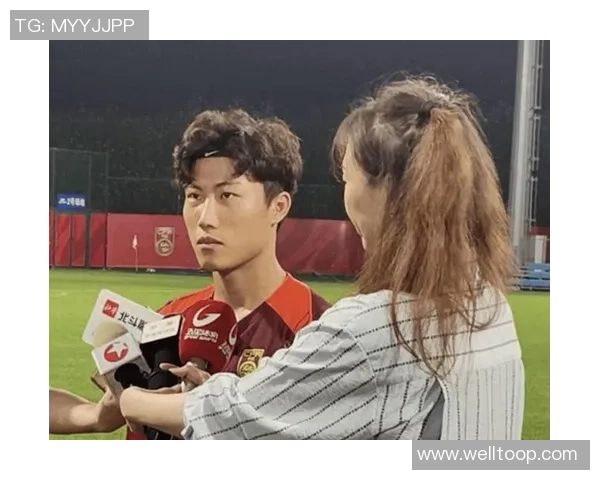 球迷怒斥谢文能表现糟糕呼吁其转型为网络红人