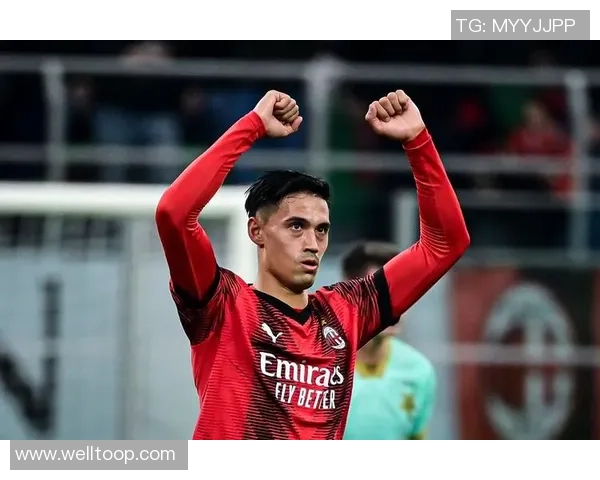 赖因德斯表现平平2射0正0助攻7对抗未果获低分61