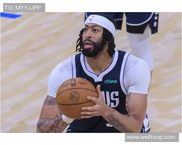 浓眉年龄与伤病影响续约意愿多位高管透露其交易价值偏低 浓眉年龄与伤病影响续约意愿多位高管透露其交易价值偏低